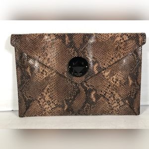 NWT Kate Spade New York Womens Leather Snake Print large Clutch Enevelope